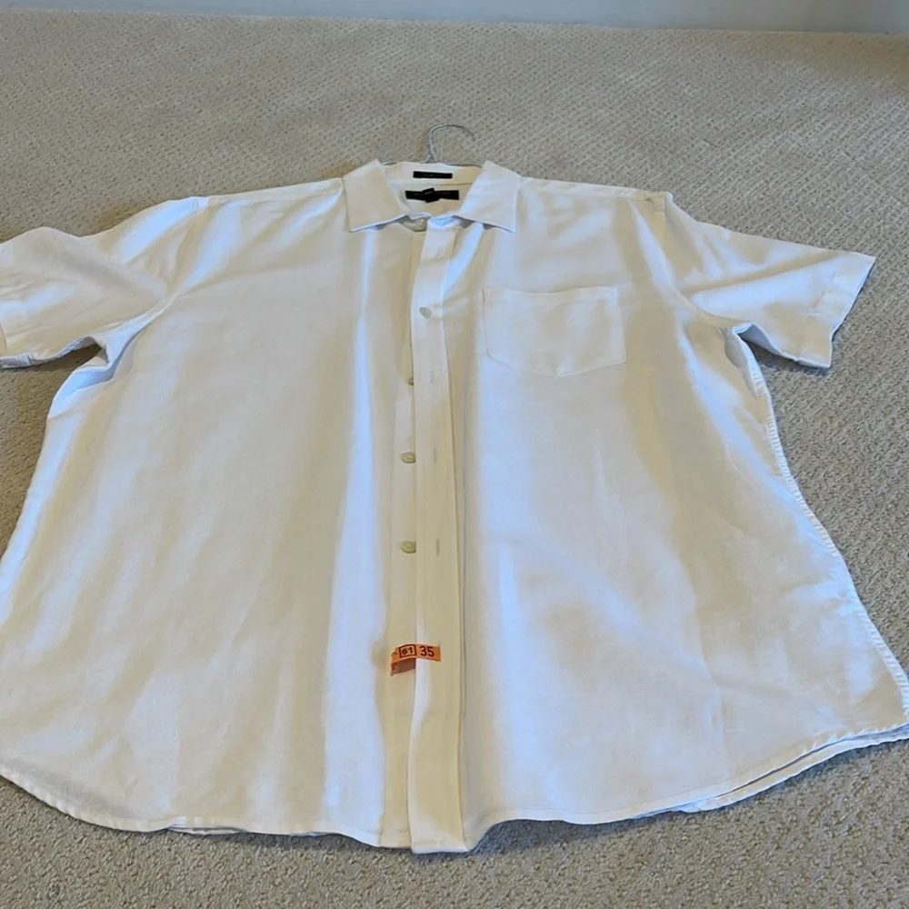 Banana Republic Men’s short sleeve shirts